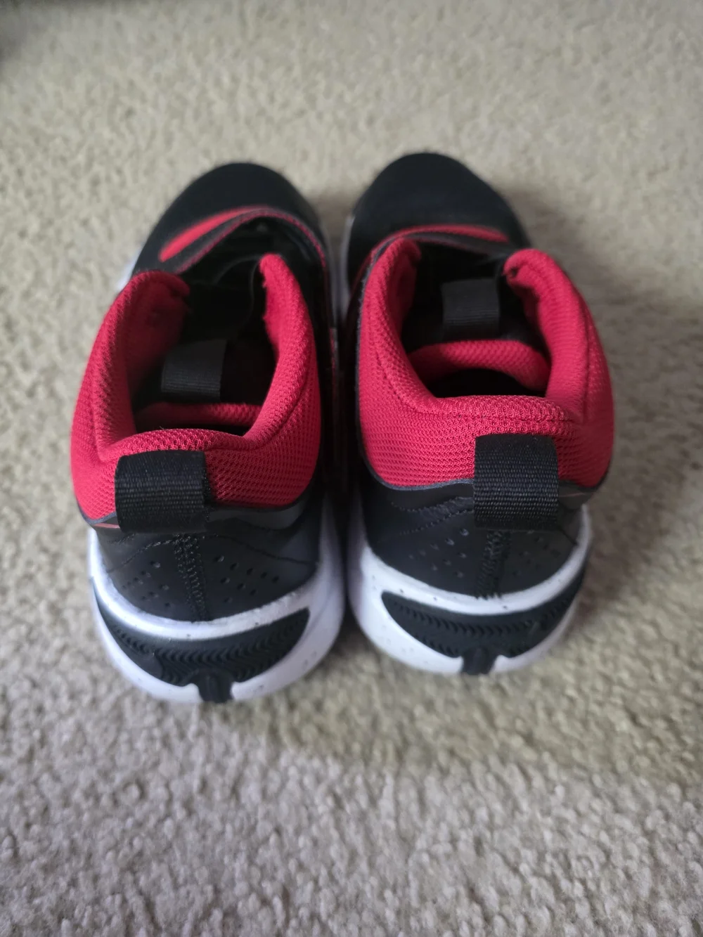 Nike Team Hustle D 11